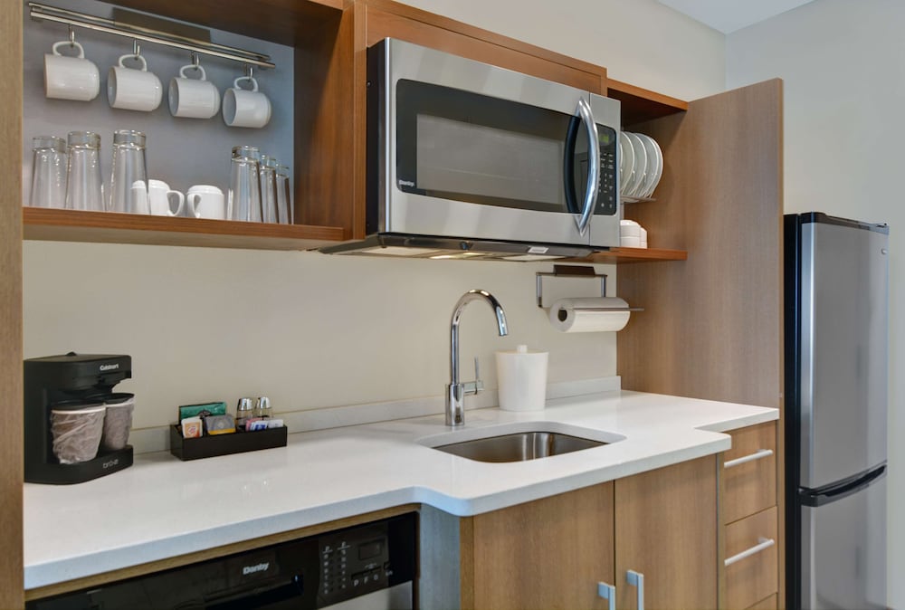 Studio, 2 Queen Beds, Accessible, Bathtub (Mobility & Hearing) - Photo 4