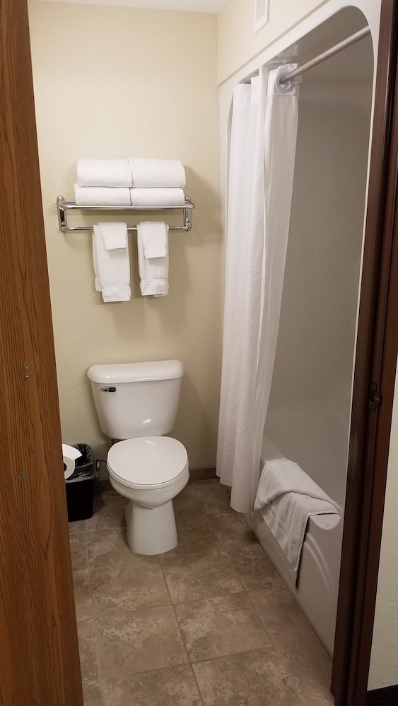 Executive Room, 2 Queen Beds, Non Smoking - Photo 4