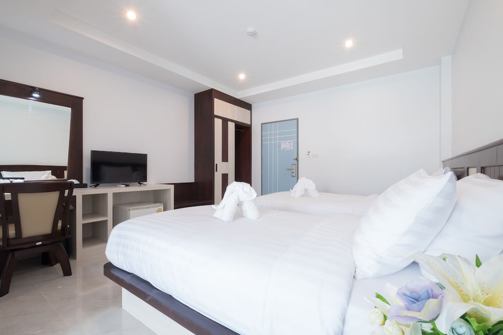 Standard Twin Room photo 2