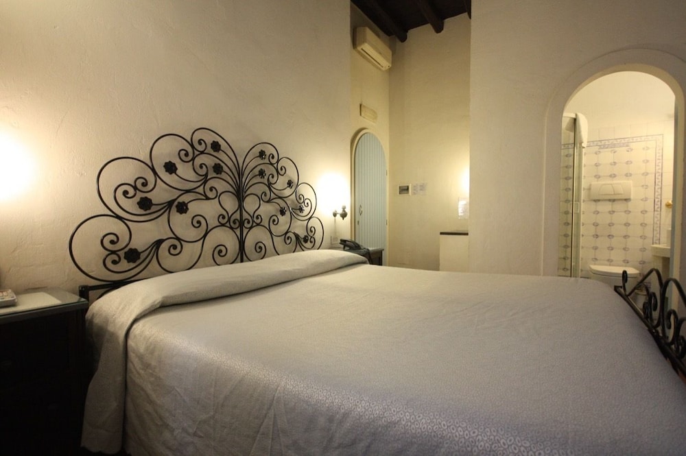 Classic Double or Twin Room