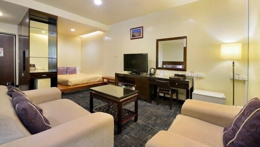 Double Room, Refrigerator