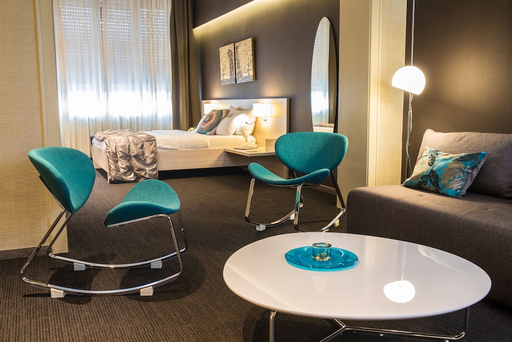 Royal Suite, Non Smoking, City View photo 1