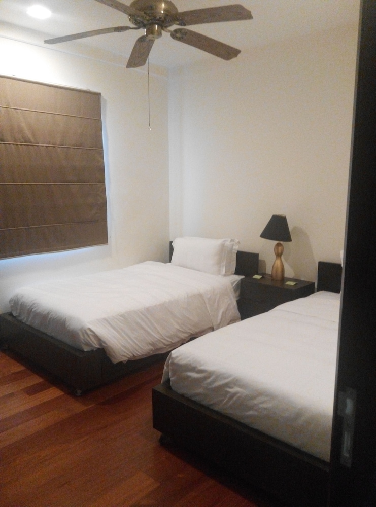 2 Bedrooms Pool Villa, Beachfront