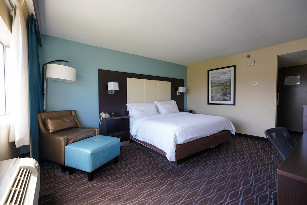 Standard Room, 1 King Bed - Photo 6