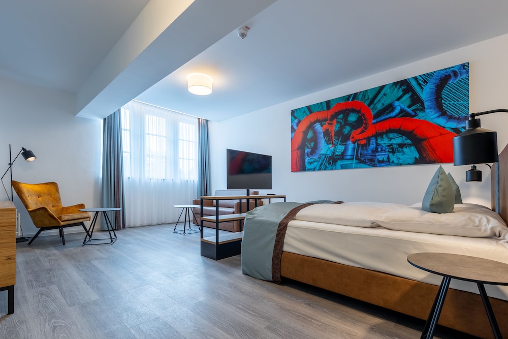 Standard Twin Room - Photo 5