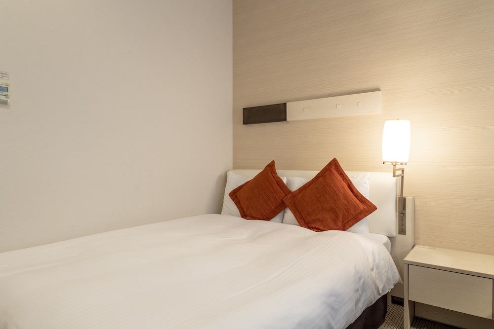 Semi-double Room, Smoking photo 3