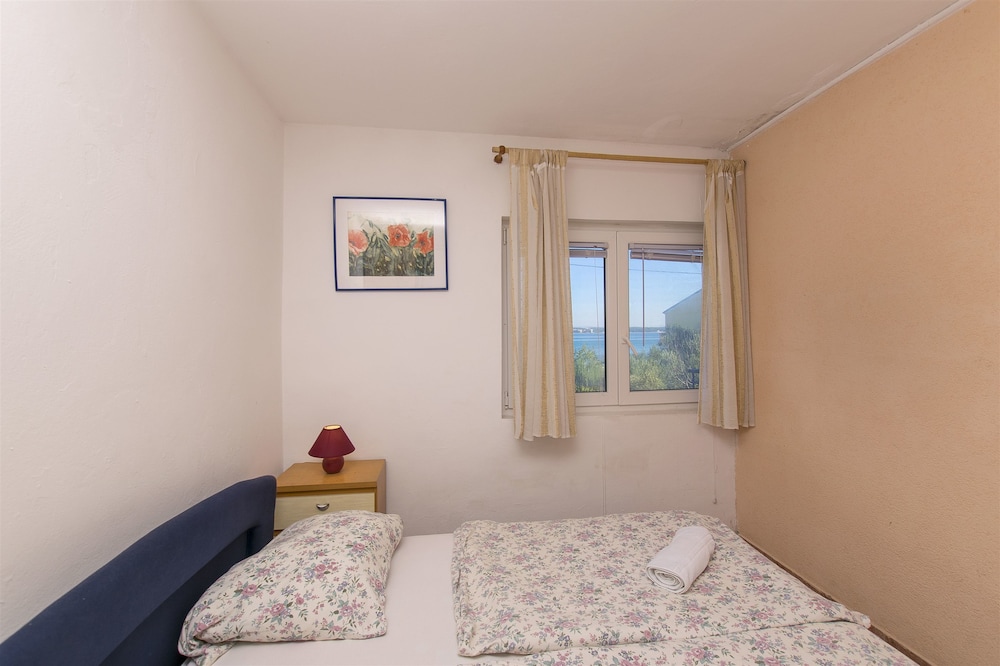 Apartment (A1)