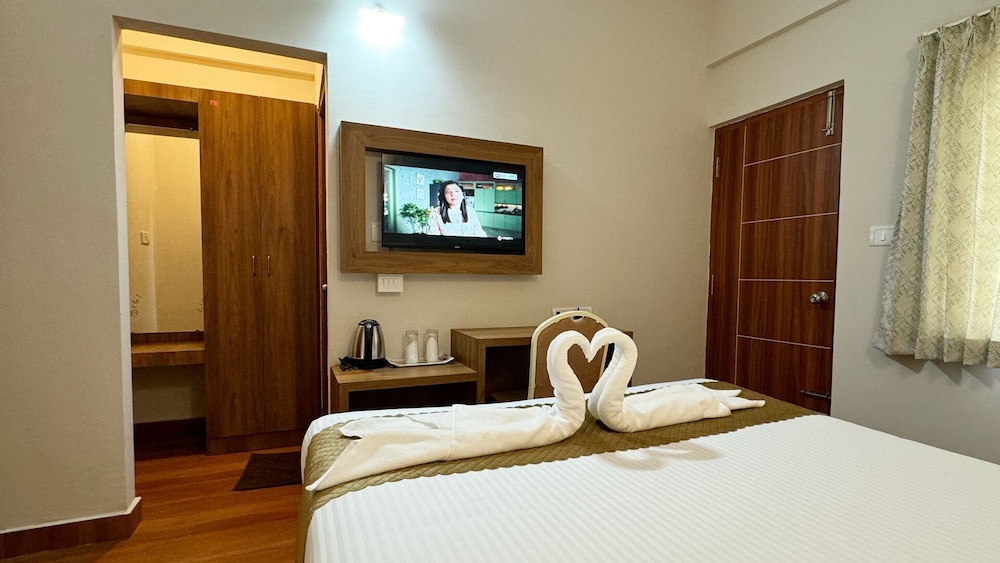 Double Room, Balcony, City View