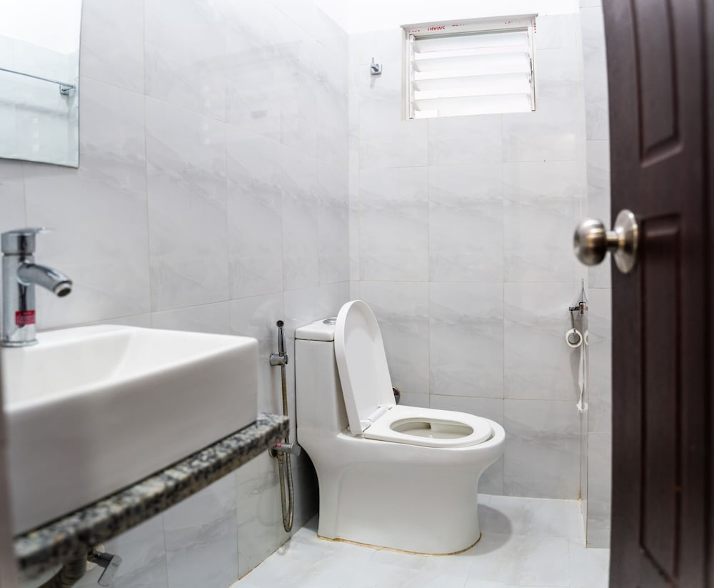Deluxe Double Room - Photo 9