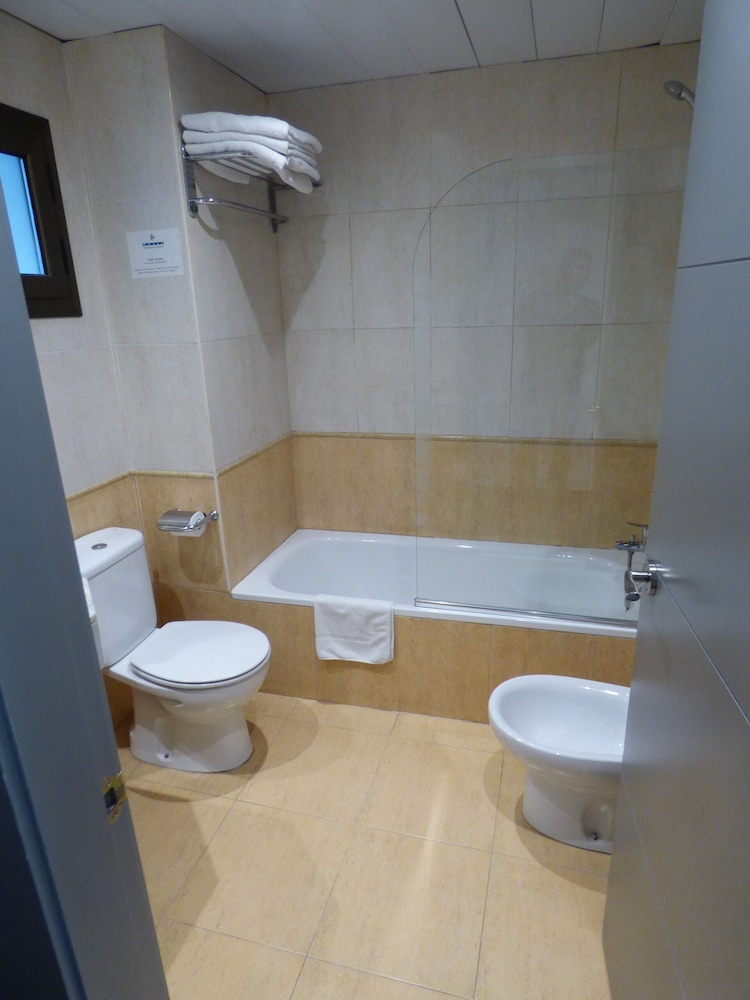 Basic Single Room photo 2