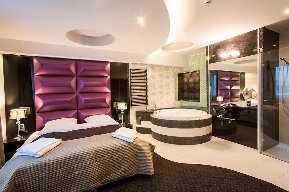Luxury Apartment, Hot Tub photo 1