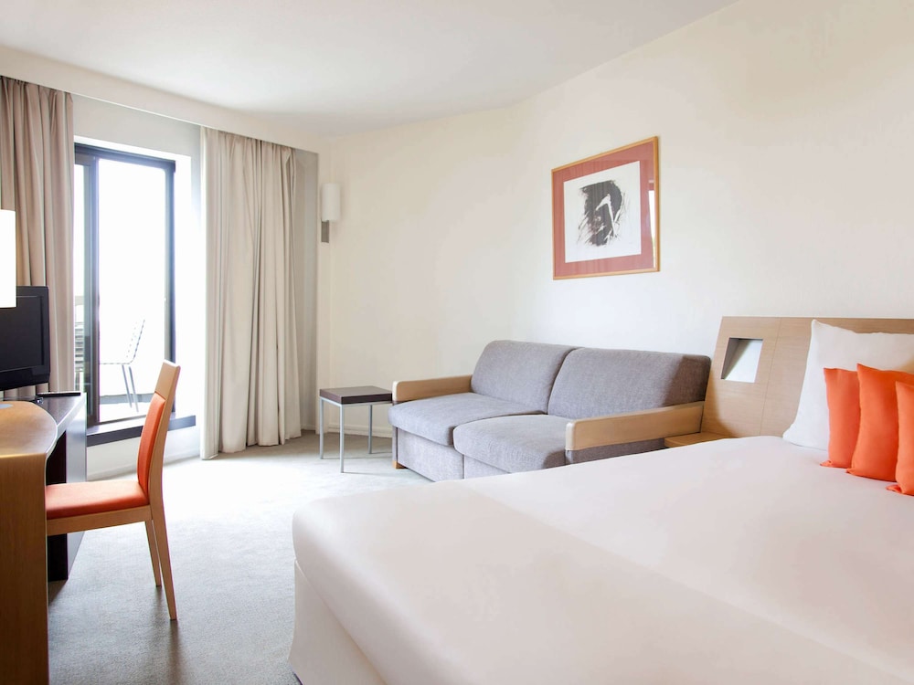 Family Room, Multiple Beds - Photo 1