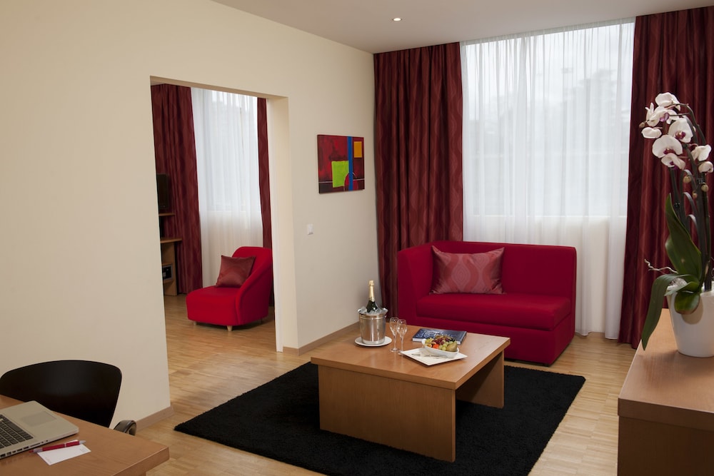 Suite, 1 King Bed with Sofa bed, Non Smoking (2 Rooms) - Photo 2