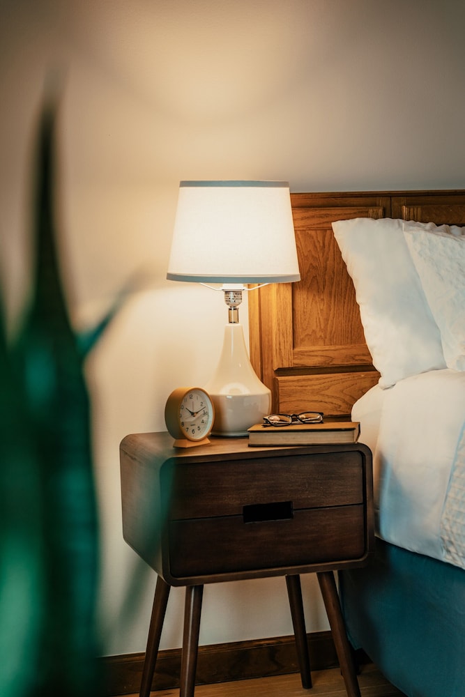 Signature Single Room, Mountain View photo 3