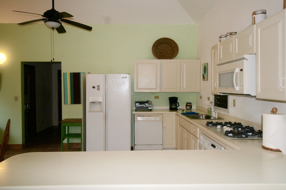 Exclusive Villa, 5 Bedrooms, Ocean View photo 2