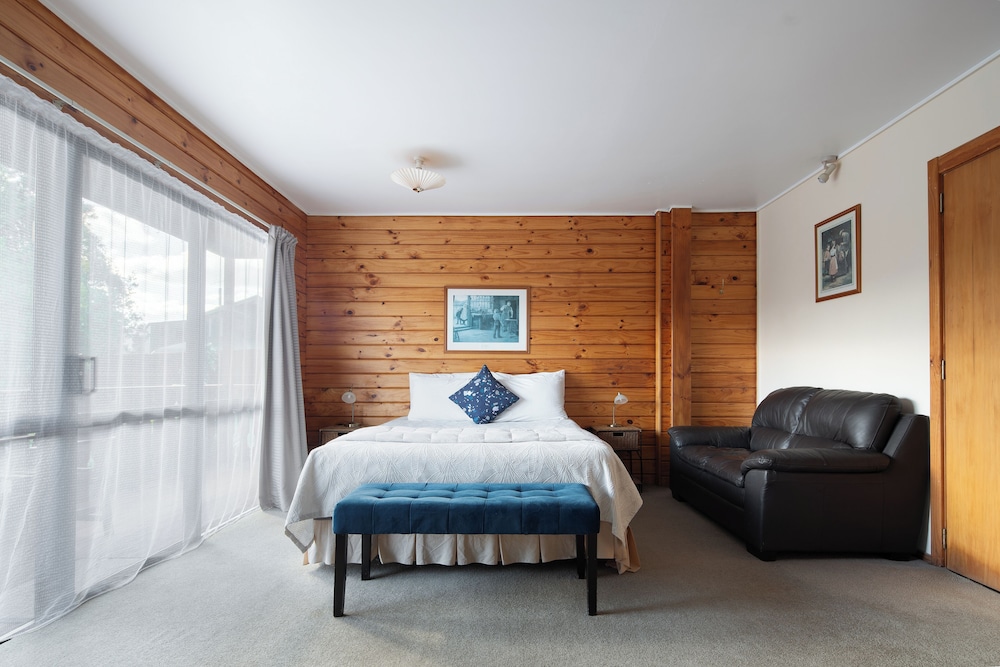 Available room