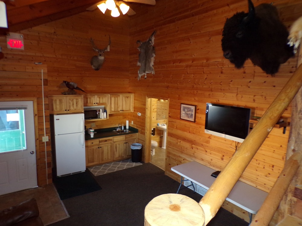 Standard Cabin, 4 Bedrooms, 2 Bathrooms photo 3