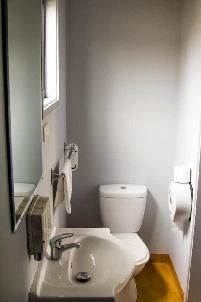 Standard Room, Non Smoking (Cabin) photo 3