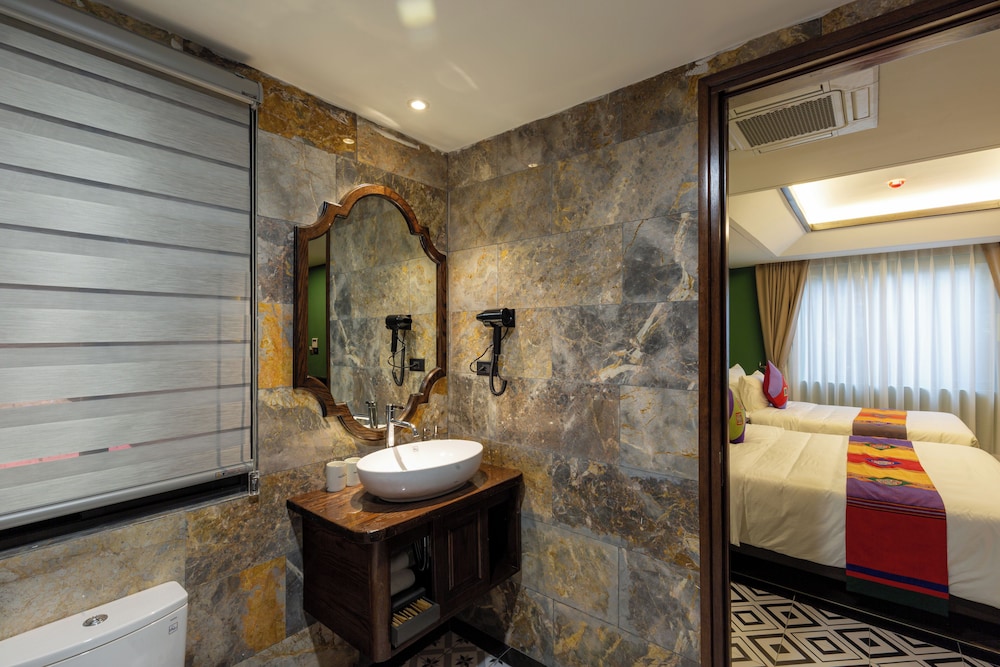 Standard Triple Room - Photo 2