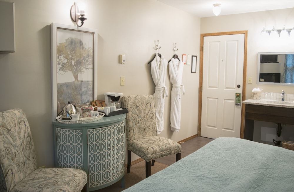 Economy Room - Photo 1