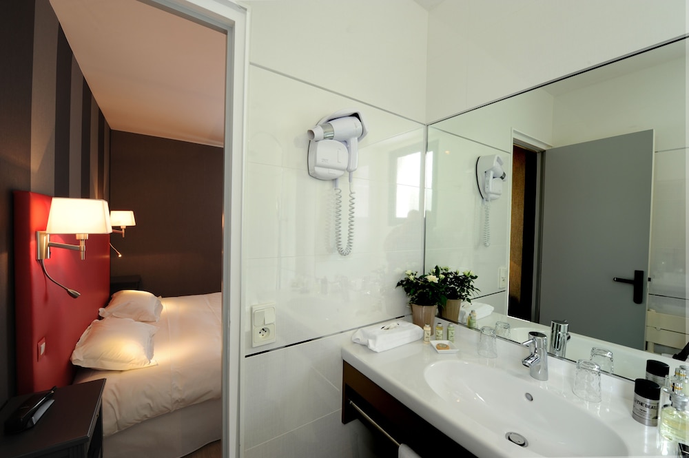 Superior Double Room - Photo 8