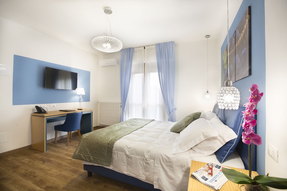 Superior Triple Room - Photo 7