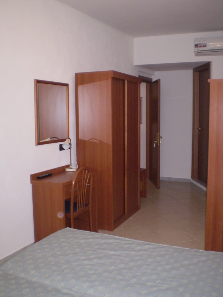 Family Quadruple Room