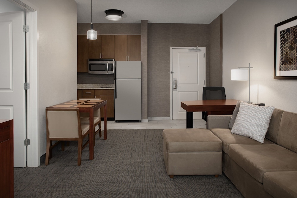 Suite, 1 Bedroom (Mobility Accessible, Tub) photo 2