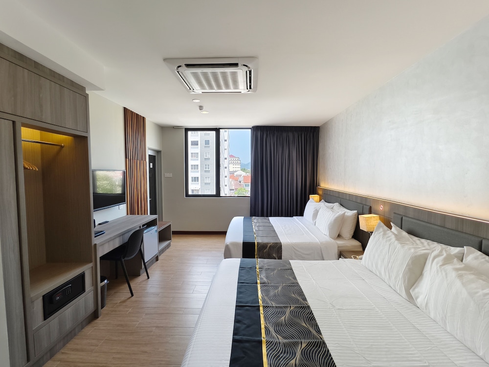 Family Quadruple Room