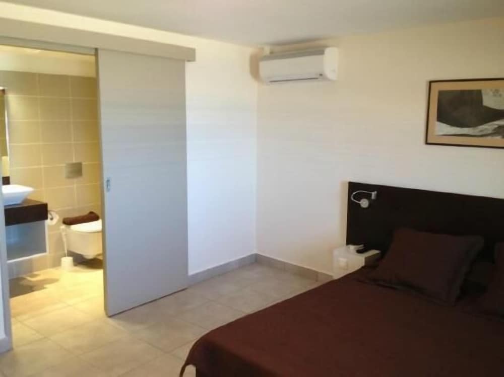 Triple Room, Balcony, Sea View photo 1