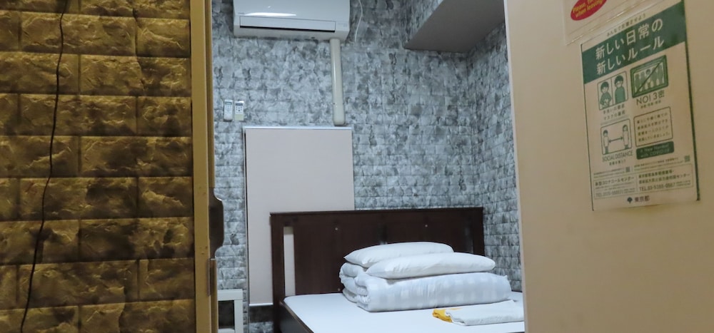 Basic Double Room photo 3