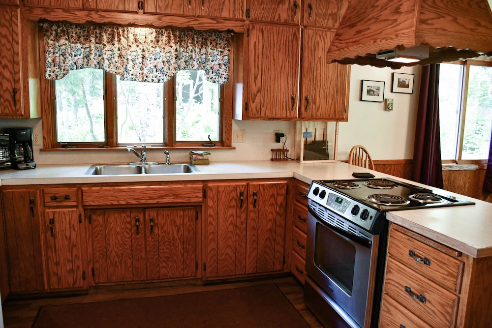 Family House, 3 Bedrooms, Kitchen, Lake View (Vacation home Not Pet Friendly) photo 3