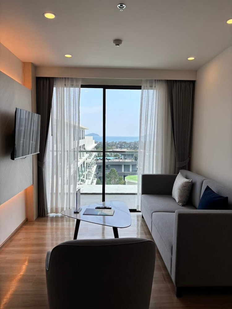Grand Suite, 1 King Bed (Duplex) - Photo 10