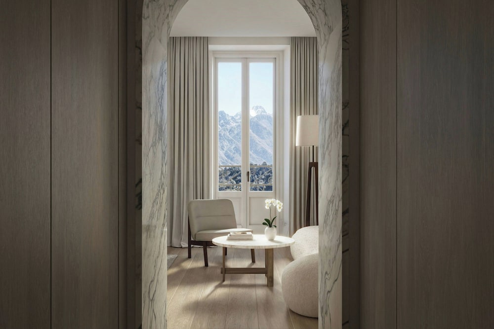 Superior Room, 1 King Bed, Lake View - Photo 2