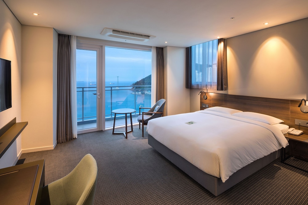 Ocean Suite Terrace - Photo 1