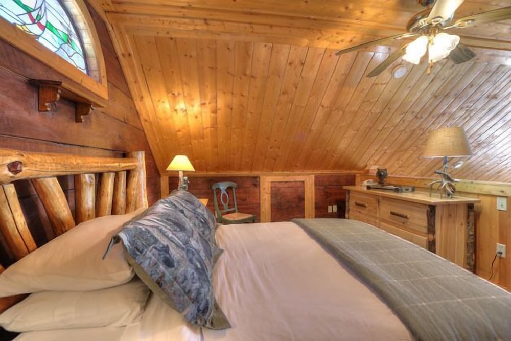 Cabin, Multiple Beds, Pool Access