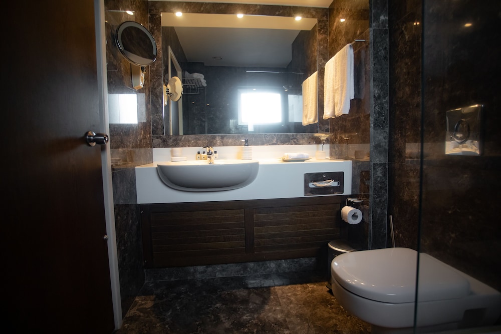 Junior Suite, City View photo 2