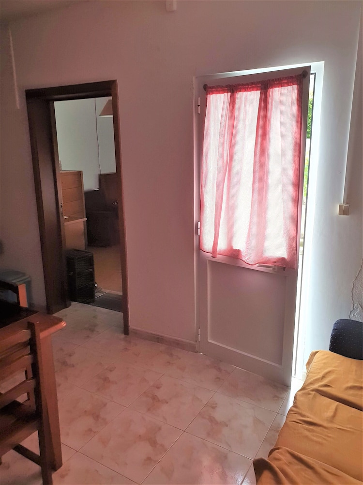 Family Apartment photo 3