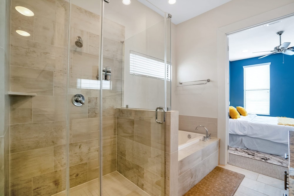 3BD HTX Luxe Home Fast Wi-fi Garage Location, Billede 19