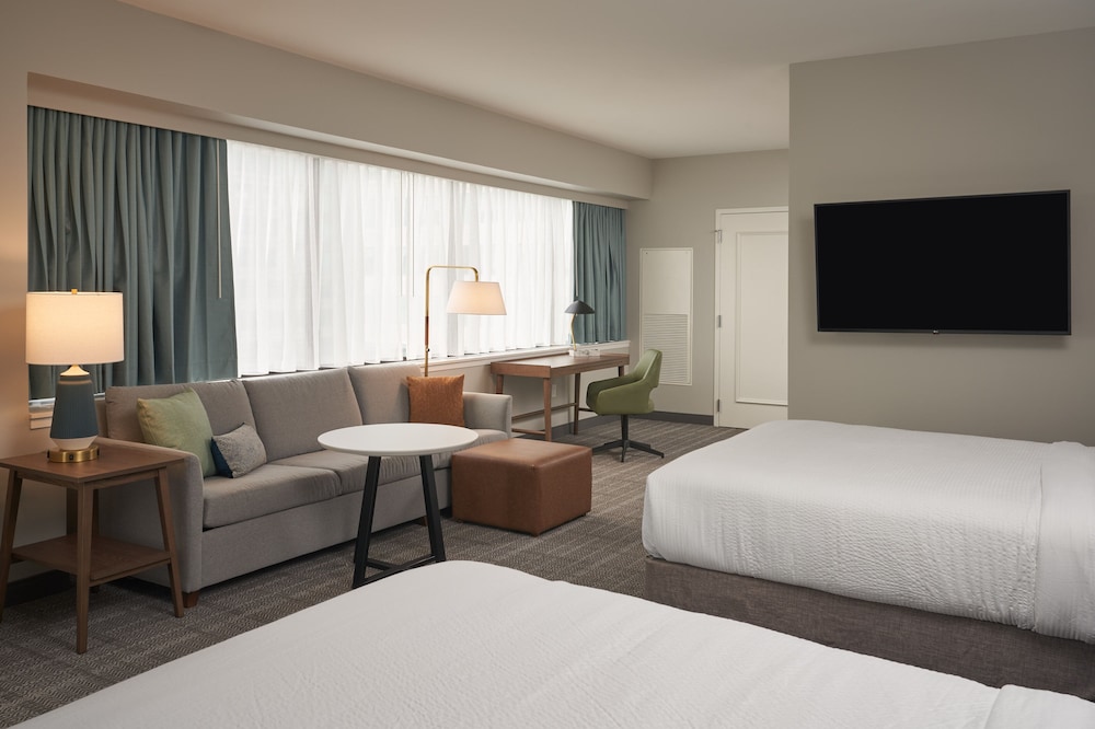 Studio Suite, 2 Queen Beds, Kitchen, Park View