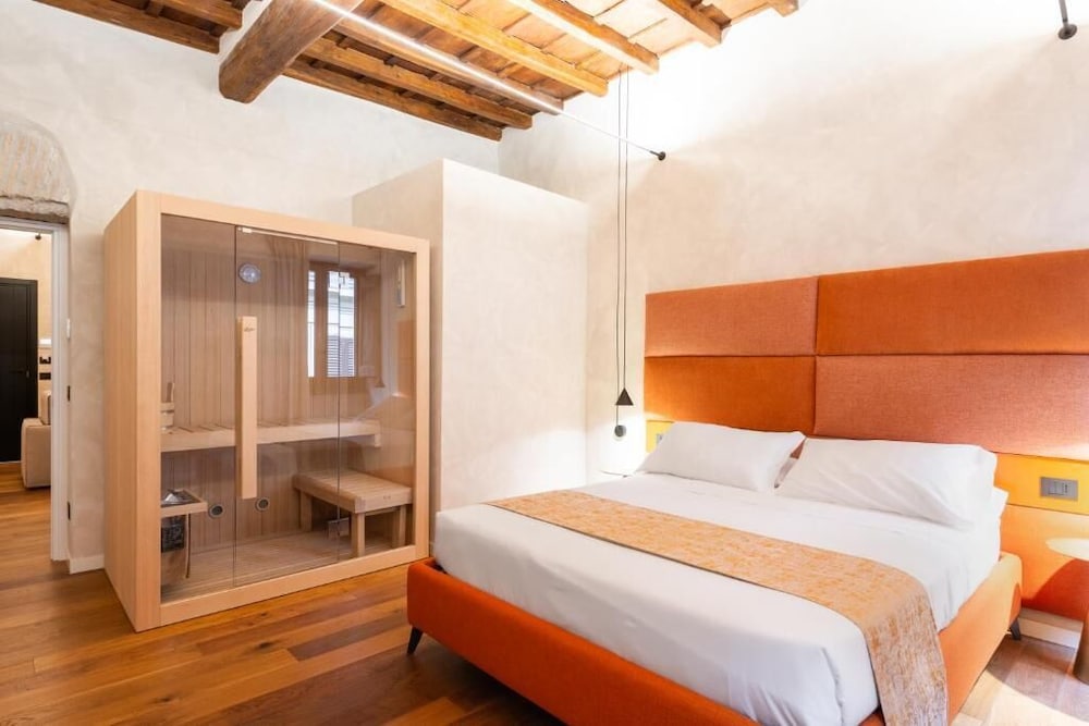 Romantic Suite (With Sauna)