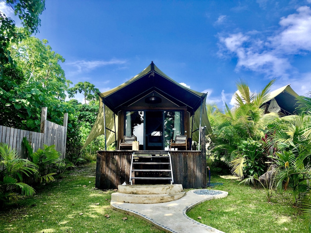 Honeymoon Tent, 1 Bedroom, Ocean View photo 2