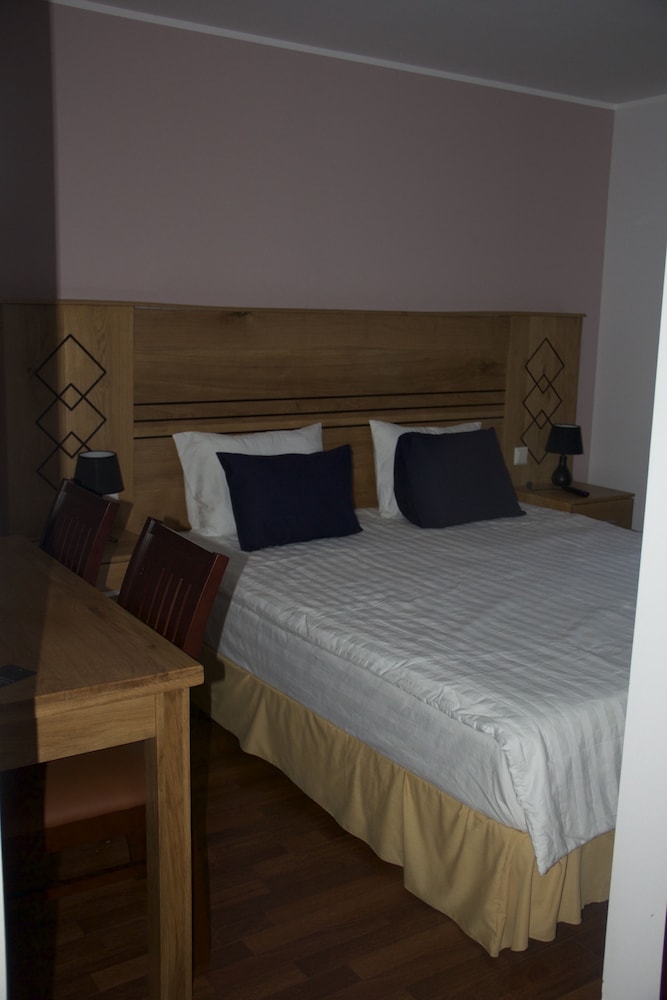 Standard Double Room photo 3
