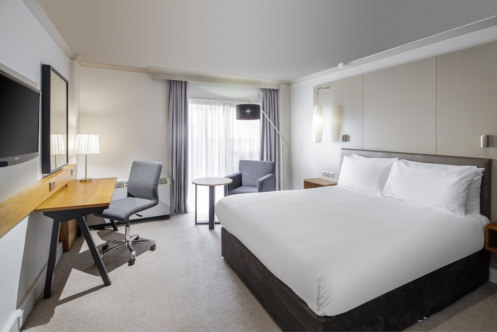 Premium Room, 1 King Bed, Club Lounge Access - Photo 1
