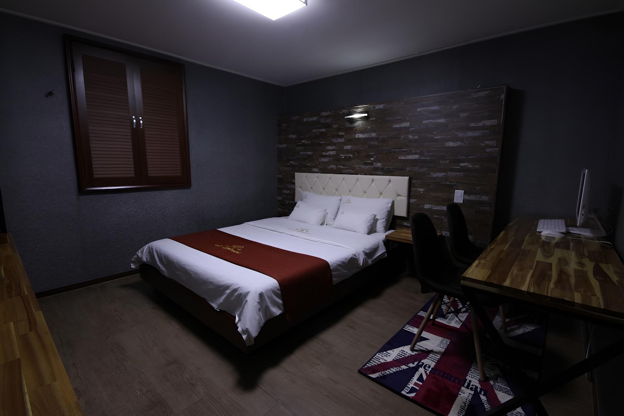 Standard Room photo 3