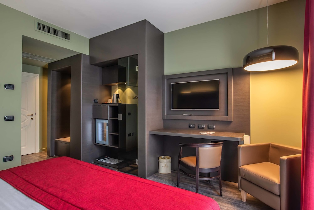 Standard Double Room Single Use, Accessible photo 2