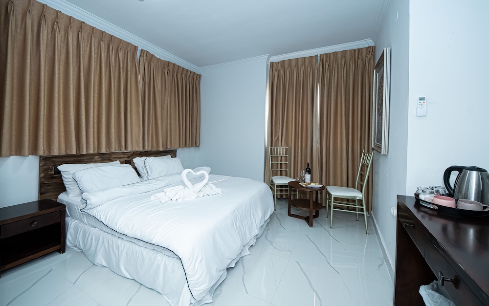 Deluxe Room, City View photo 3