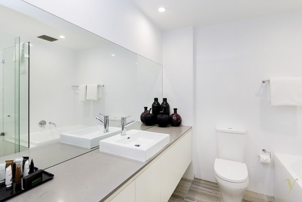 Penthouse Three Bedroom Apartment