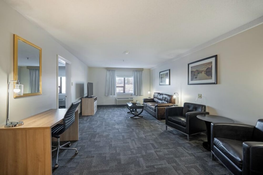 Executive Suite, 1 King Bed photo 1