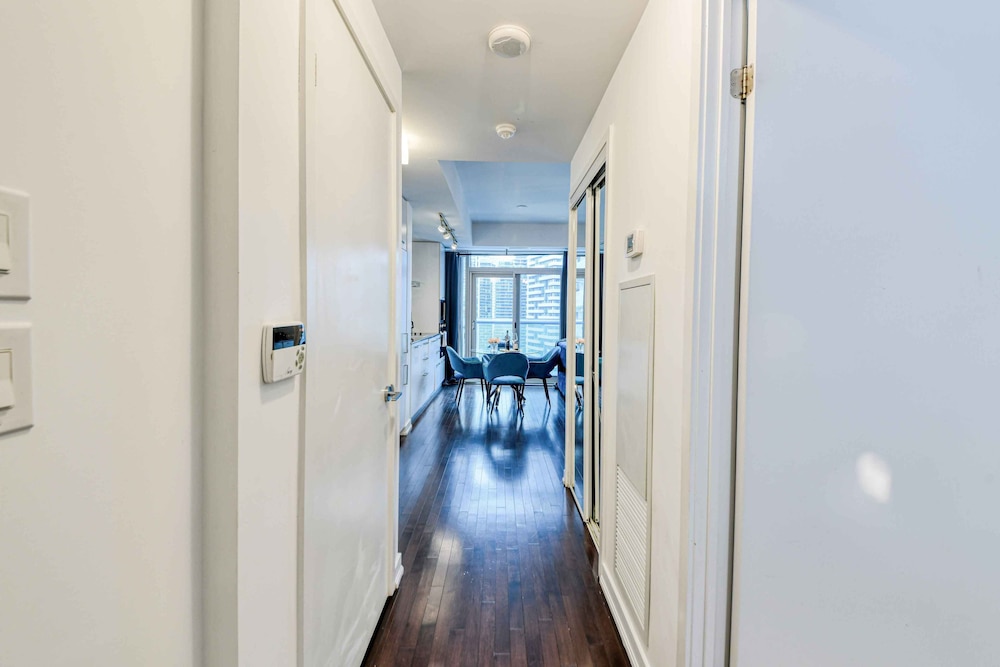 Grand Apartment thumbnail 5